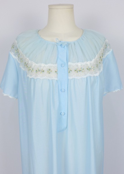 (eu)blue embroidered nightdress